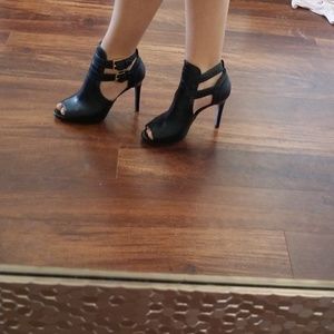Michael Kors Blaze open toe Booties